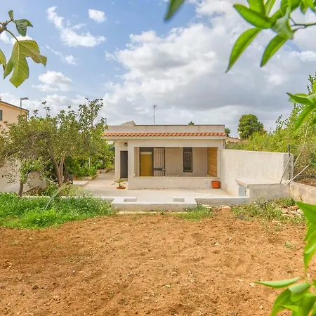 Selinunte's Villa *