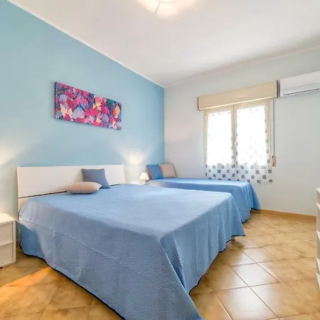 Villa Selinunte's *
