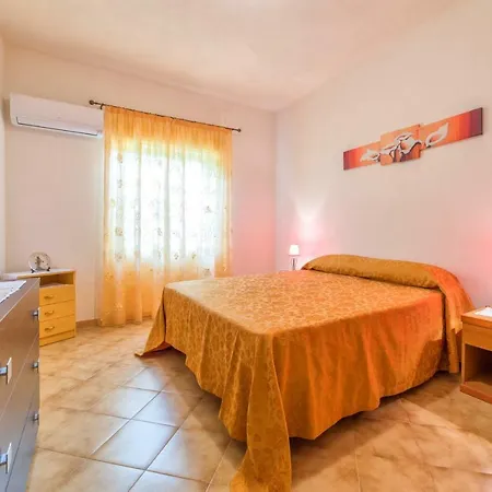 Villa Selinunte's *